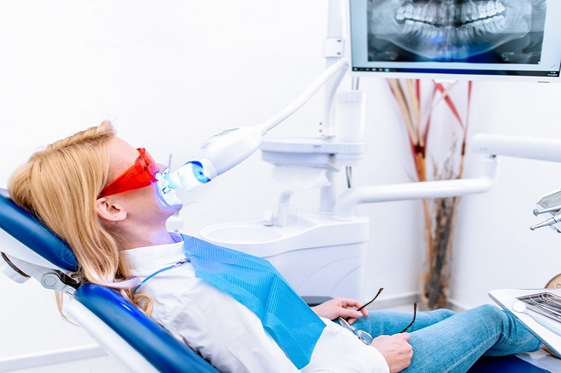 stomatologia laserowa